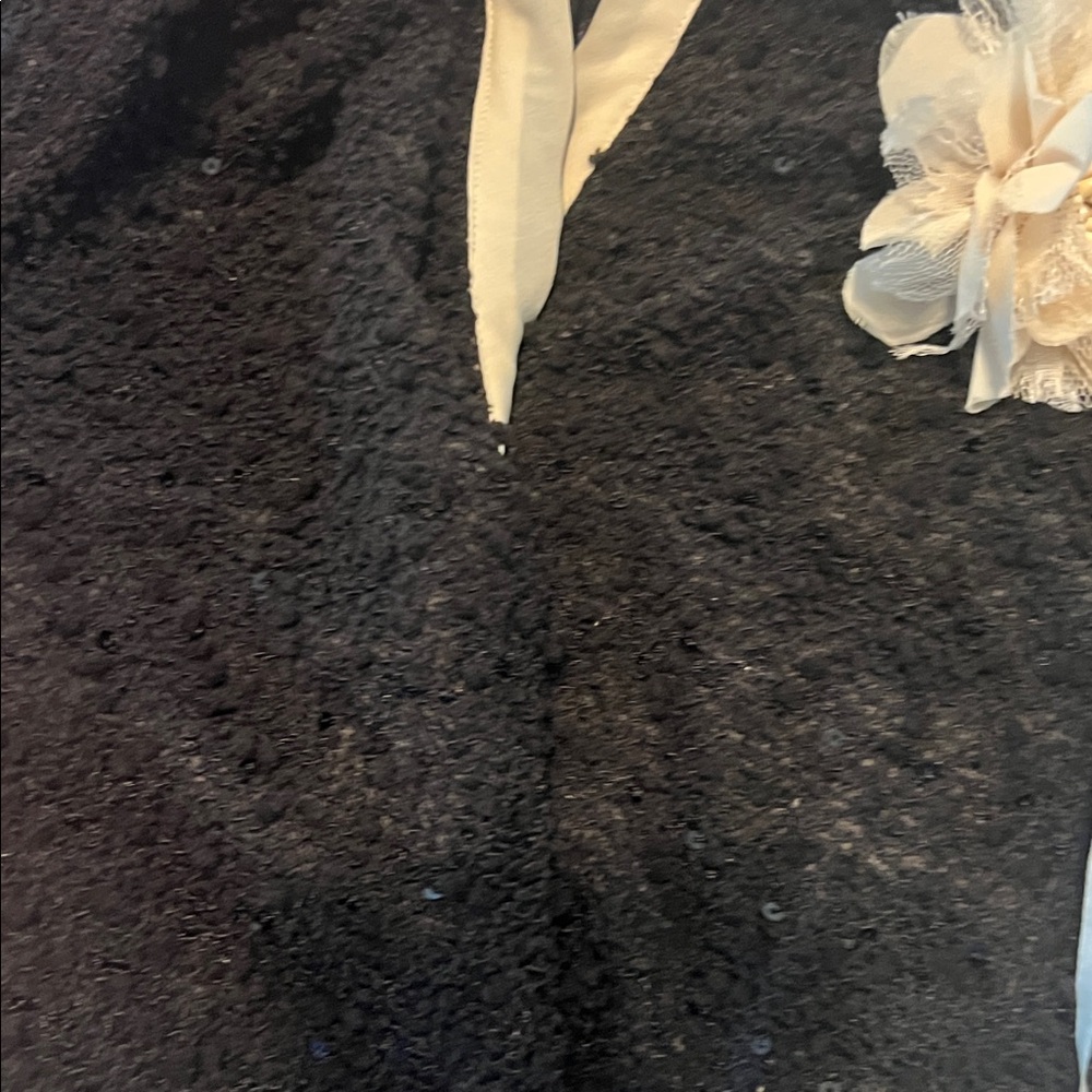 A Rêve sweater. - Picture 11 of 11